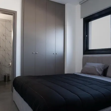 Luxurious Two Bedroom With Roof Garden Apartmán *