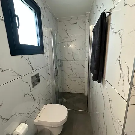 Luxurious Two Bedroom With Roof Garden Apartmán Lakatamia